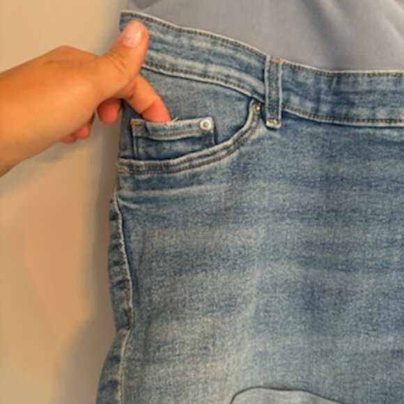 H & M maternity denim shorts XL - Picture 5 of 6